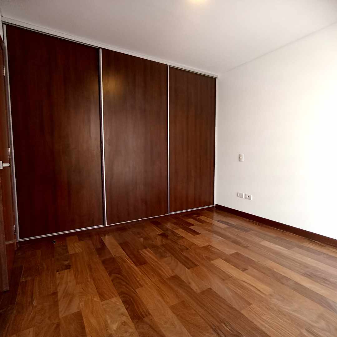 En Venta a $us 96,000 Foto 8