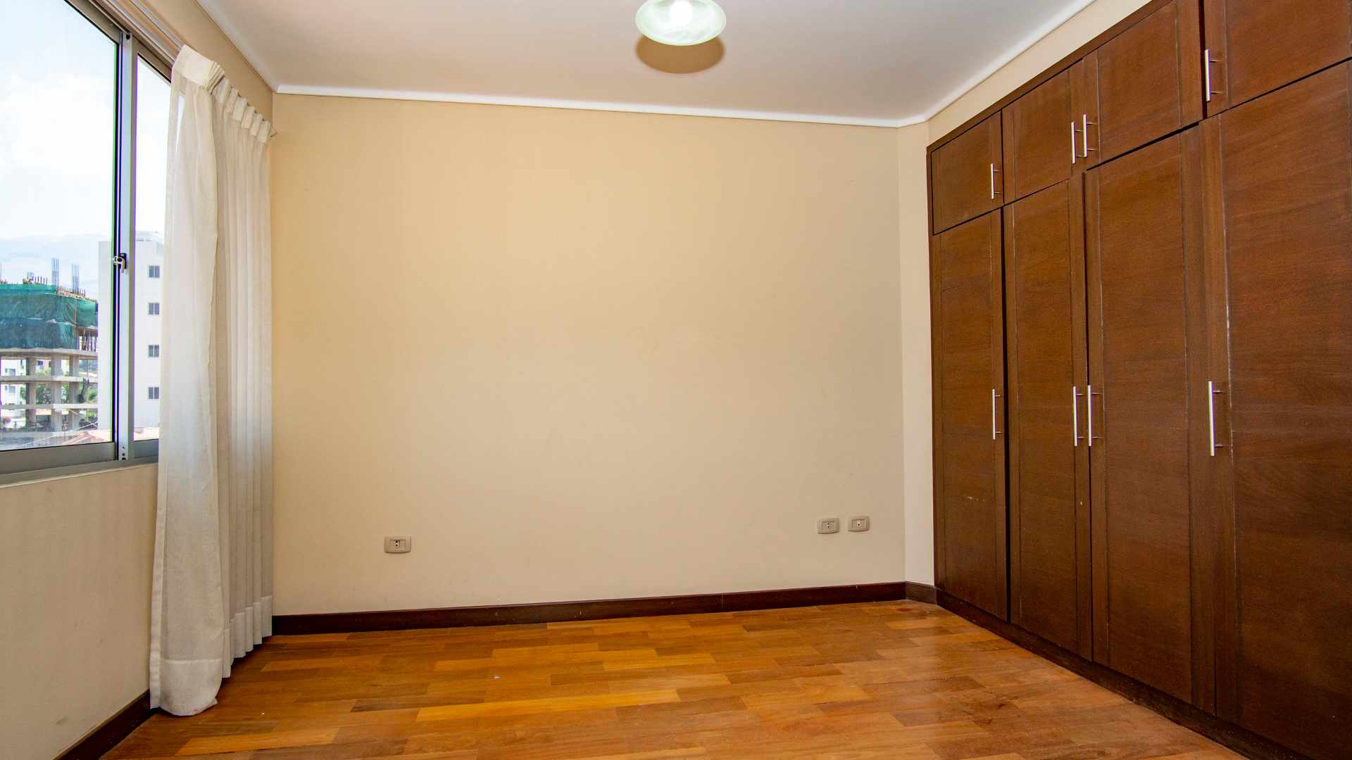 Departamento C. J.N. Rosales (Universidad Catolica Norte) Foto 11