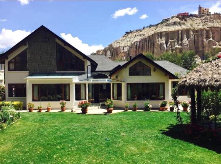 En Alquiler a $us 2,500 Foto 3