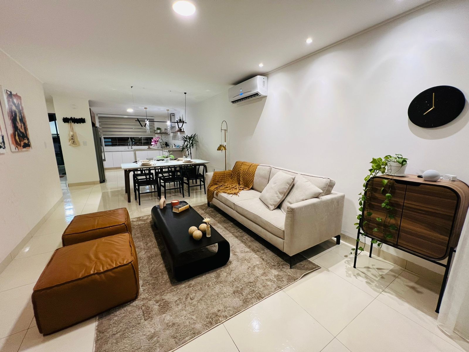Casa Av Banzer Km9 Ingresando por Av de Cond. Sevillas Foto 2