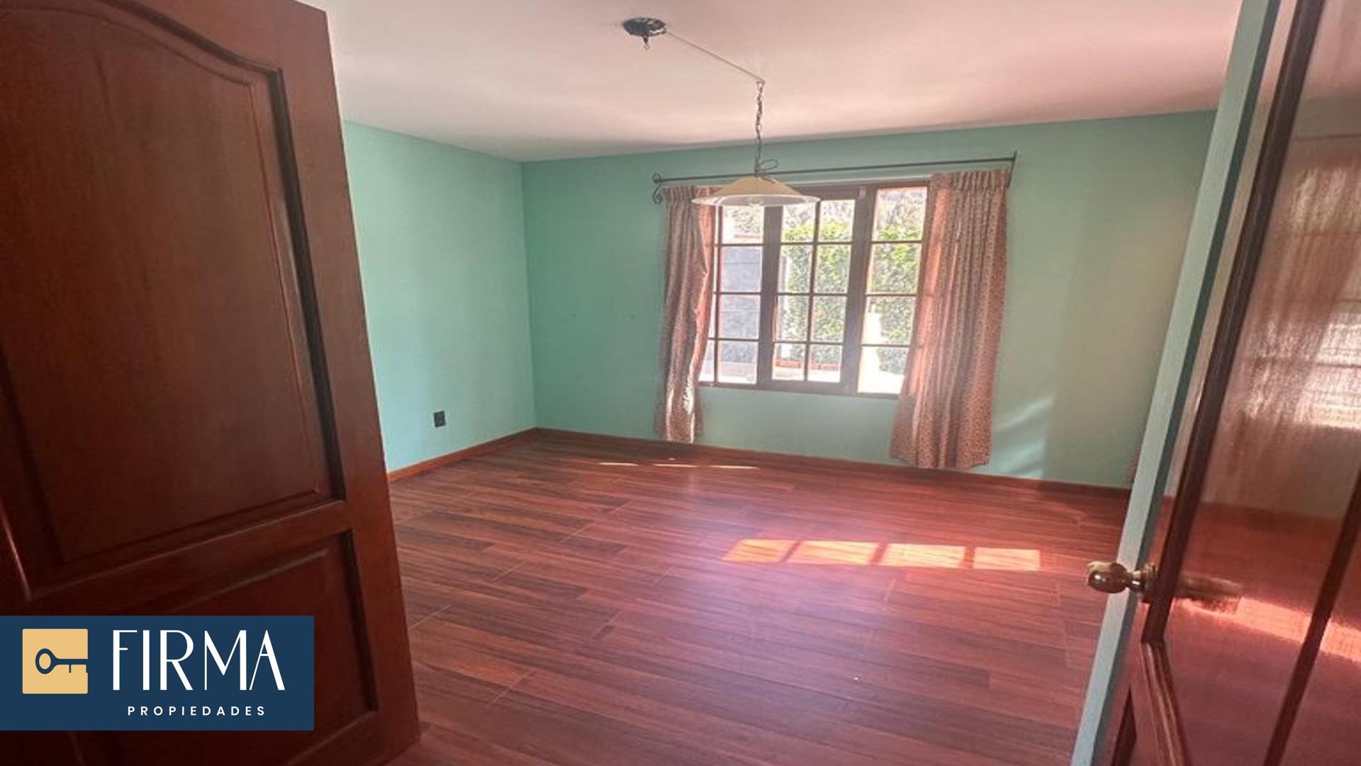 Casa en AlquilerCASA EN ALQUILER EN ACHUMANI - LA BARQUETA 3 dormitorios 6 baños 2 parqueos Foto 4