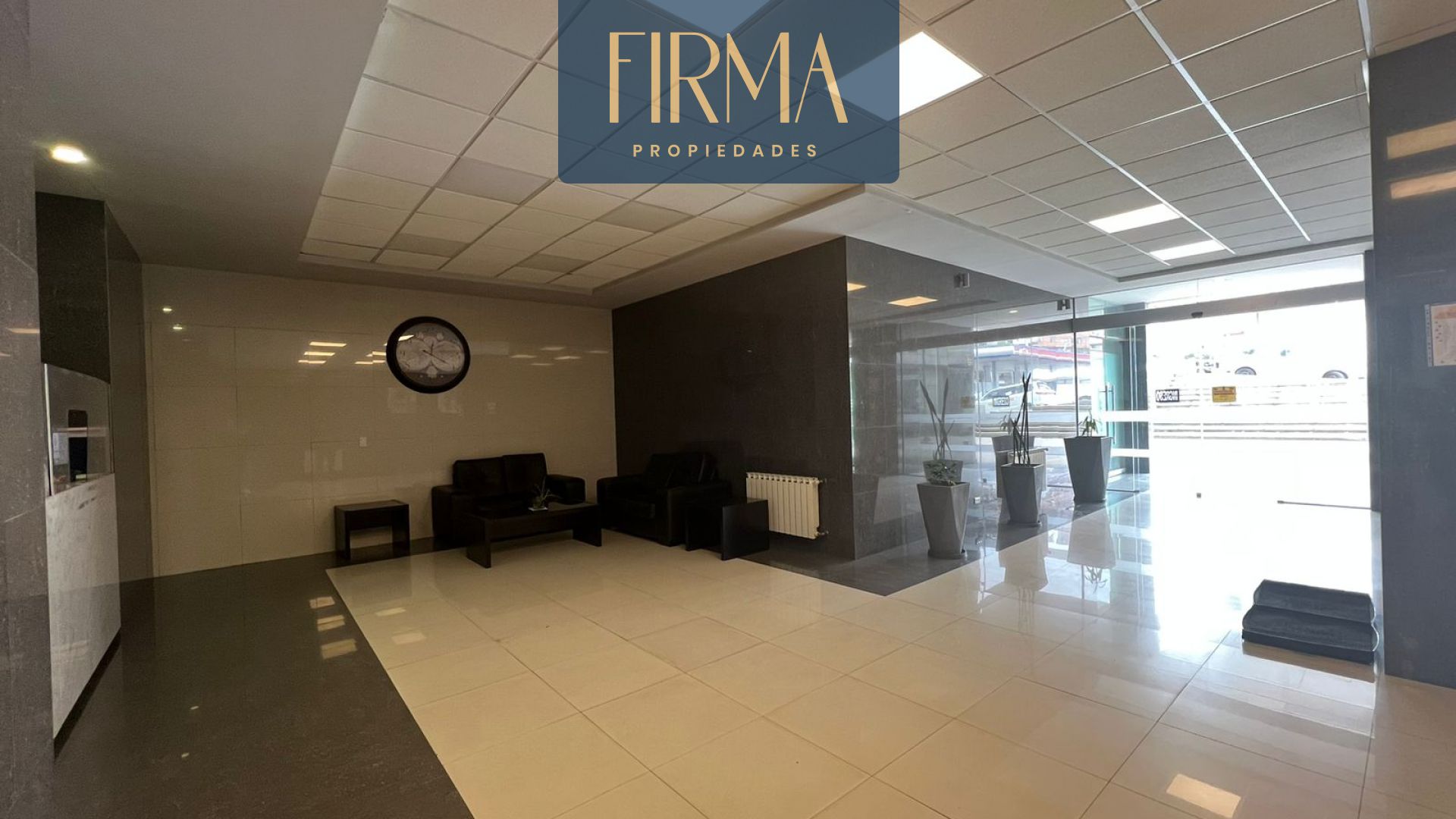 En Venta a $us 310,000 Foto 2