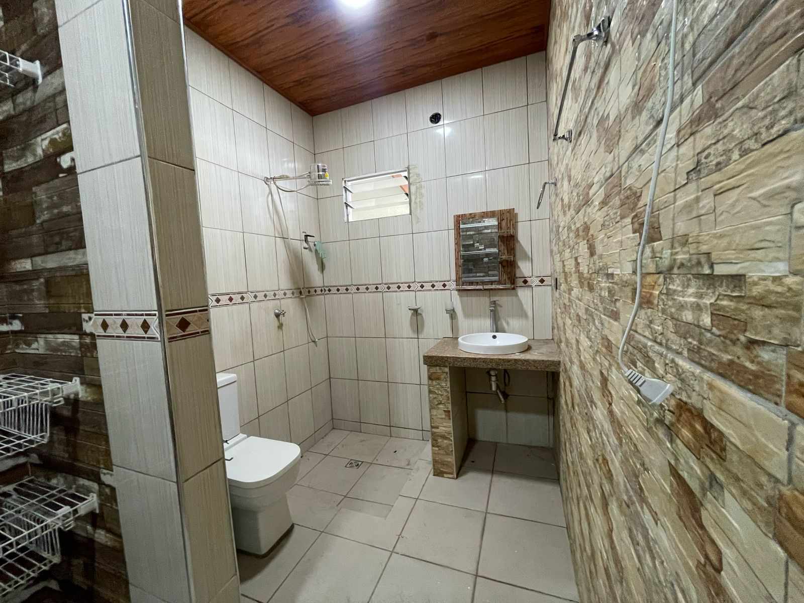 Casa en VentaCotoca, zona Sur, Av Las Palmeras entre 1er y 2do anillo Foto 6