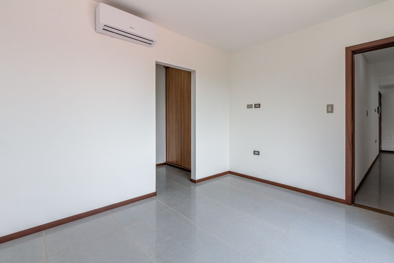 Departamento en Entre 2do y 3er anillo Norte en Santa Cruz de la Sierra 1 dormitorios 2 baños  Foto 4