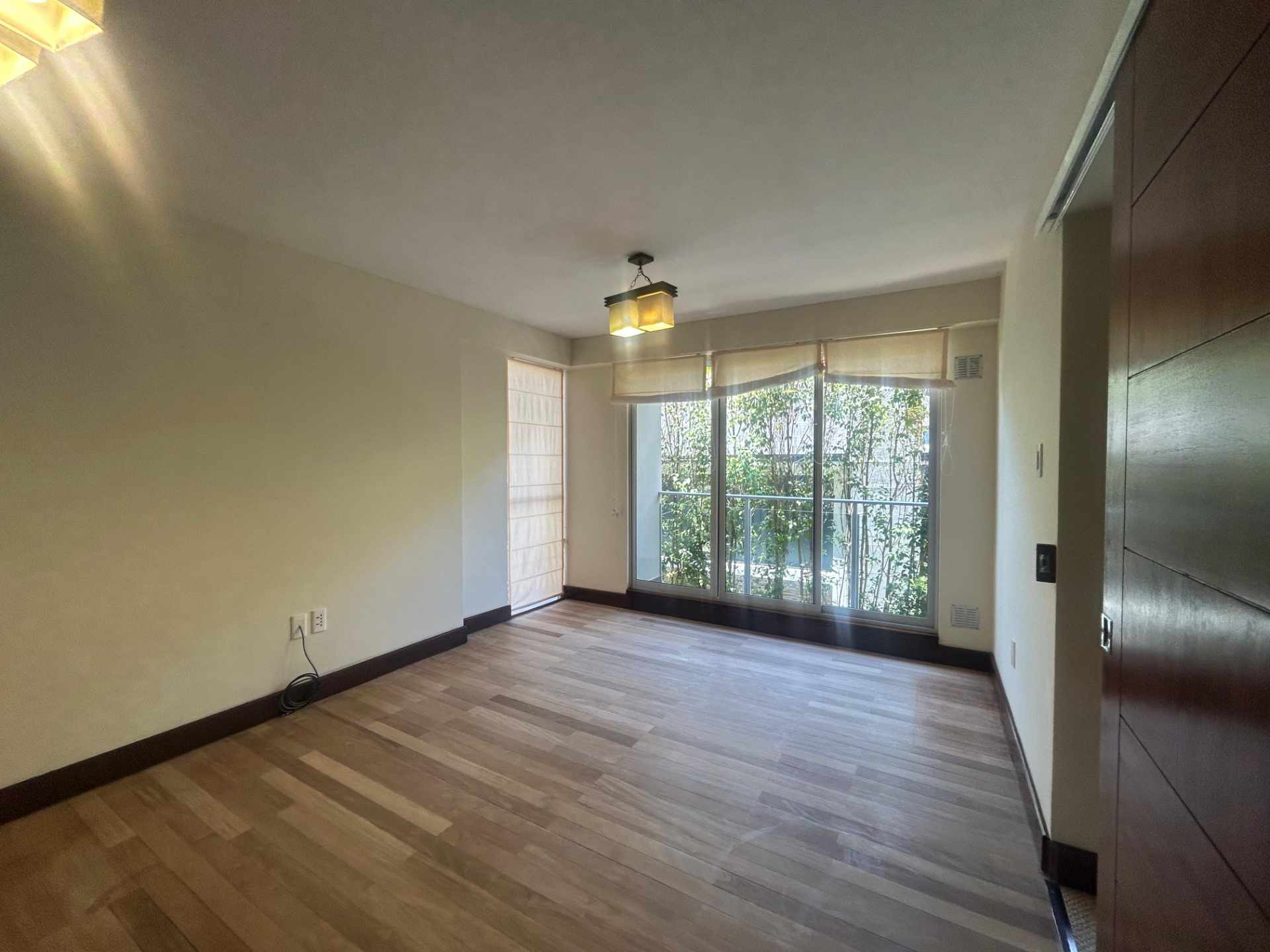 Departamento en VentaDEPARTAMENTO EN VENTA DE 2 DORMITORIOS EN ACHUMANI (SECTOR ASILO) 2 dormitorios 2 baños 1 parqueos Foto 4