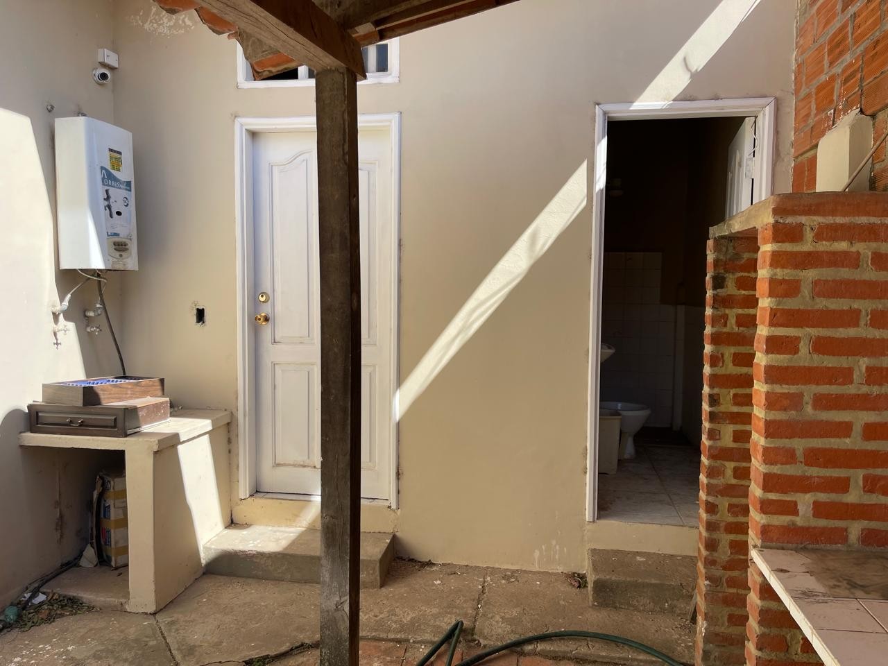 Casa en Entre 6to y 7mo anillo Norte en Santa Cruz de la Sierra 4 dormitorios 4 baños 3 parqueos Foto 15