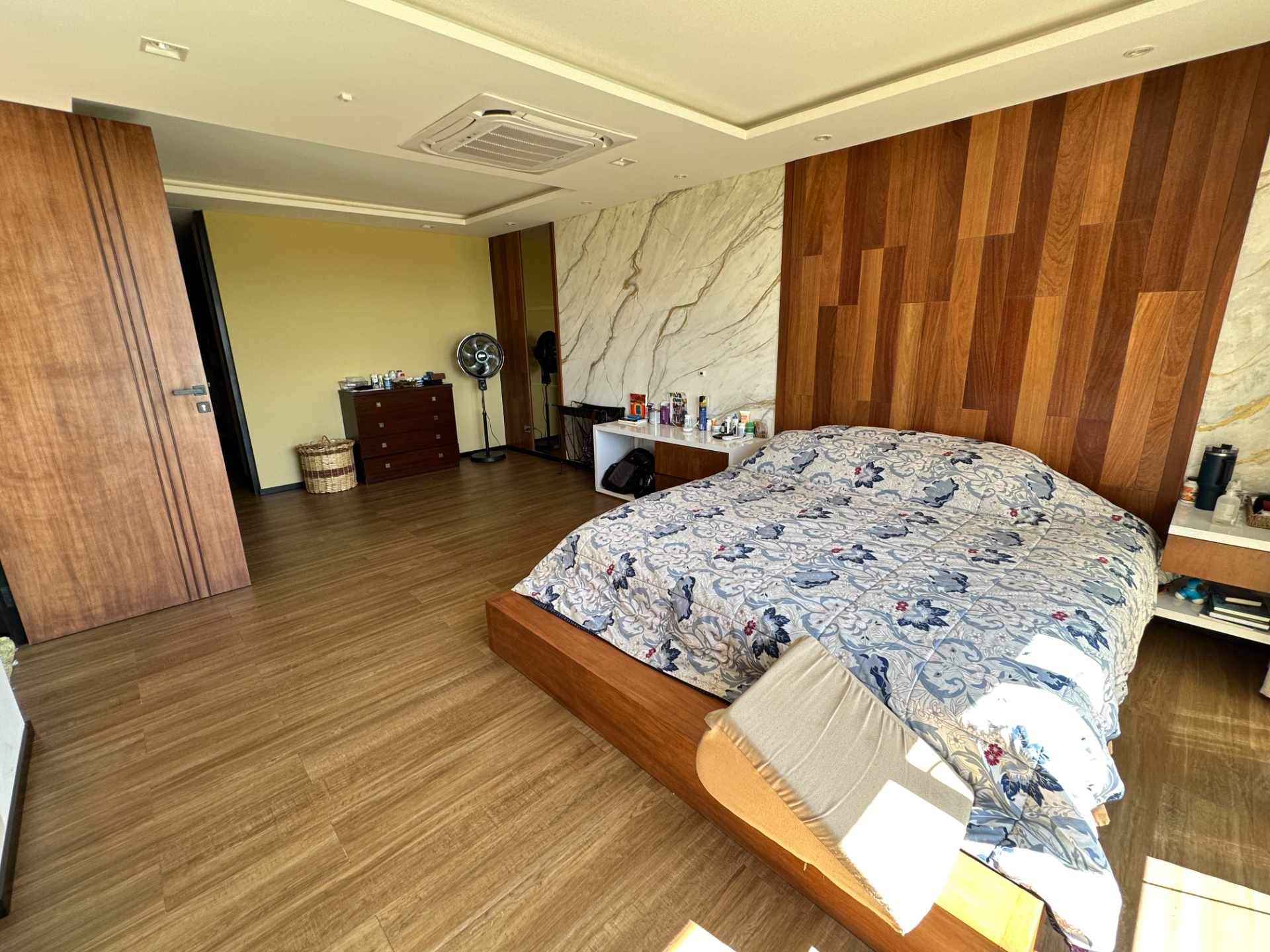 En Venta a $us 1,270,000 Foto 16