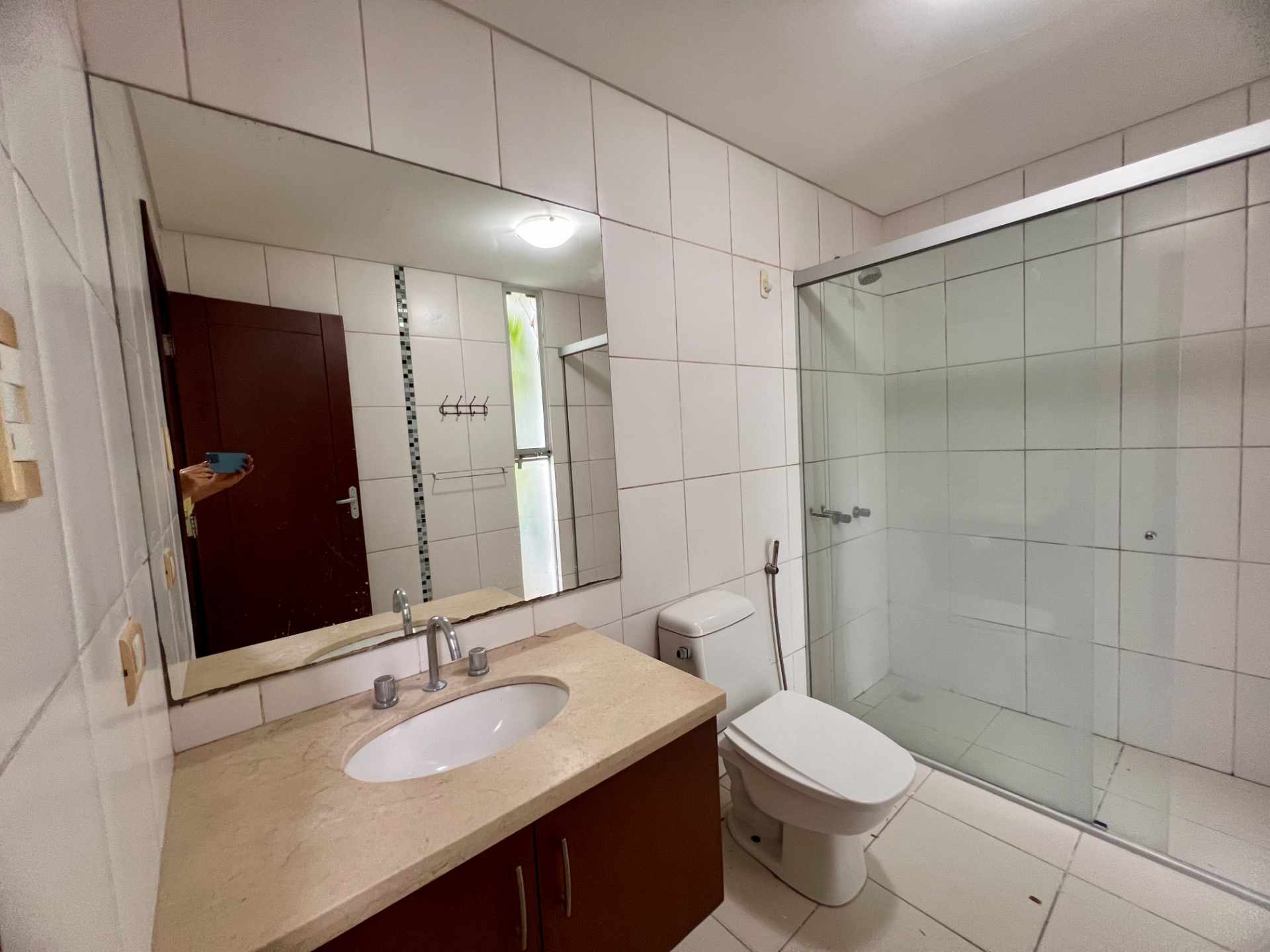 Casa en Entre 3er y 4to anillo Oeste en Santa Cruz de la Sierra 3 dormitorios 2 baños 2 parqueos Foto 4