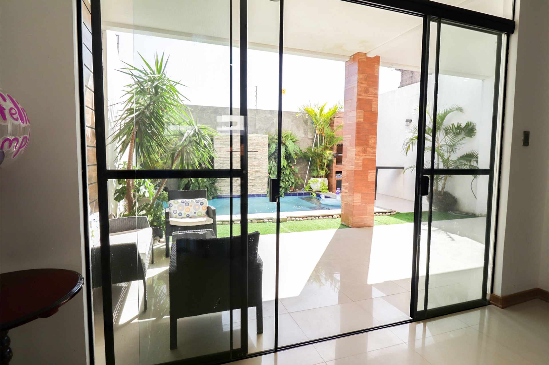 Casa en Entre 6to y 7mo anillo Norte en Santa Cruz de la Sierra 3 dormitorios 2 baños 2 parqueos Foto 2