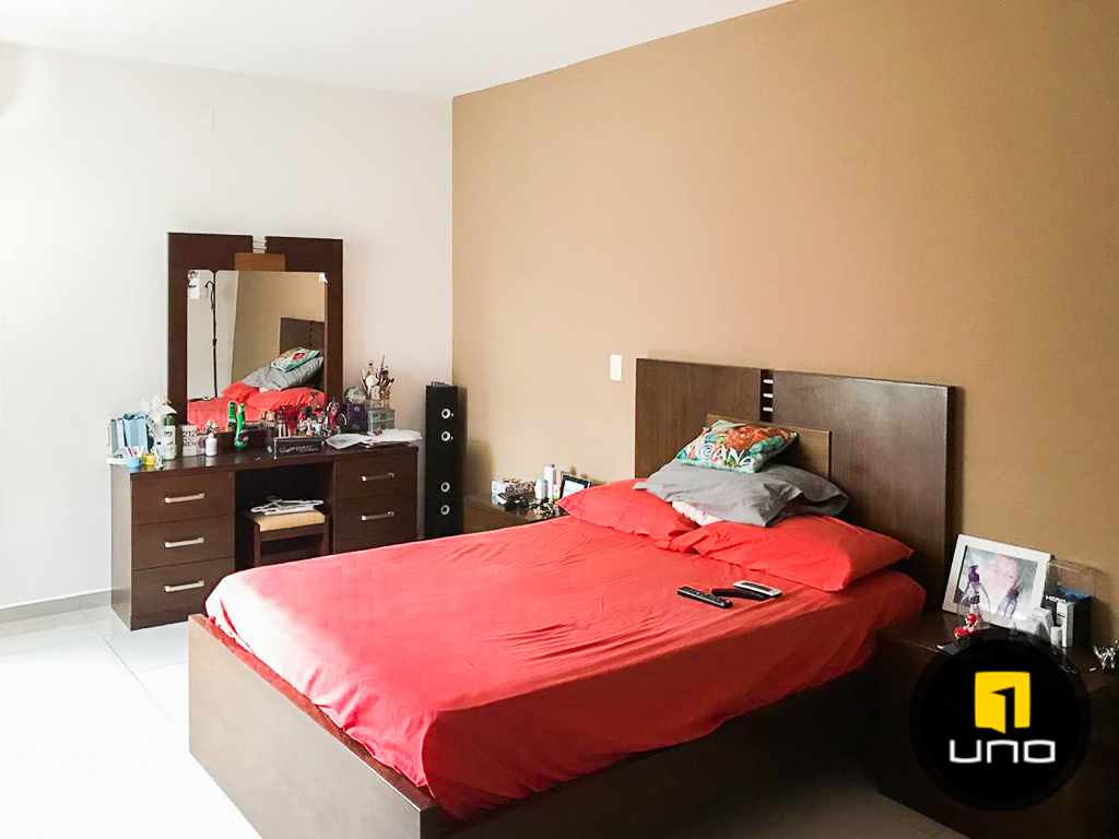 Casa en Carretera Norte en Santa Cruz de la Sierra 3 dormitorios 3 baños 2 parqueos Foto 7