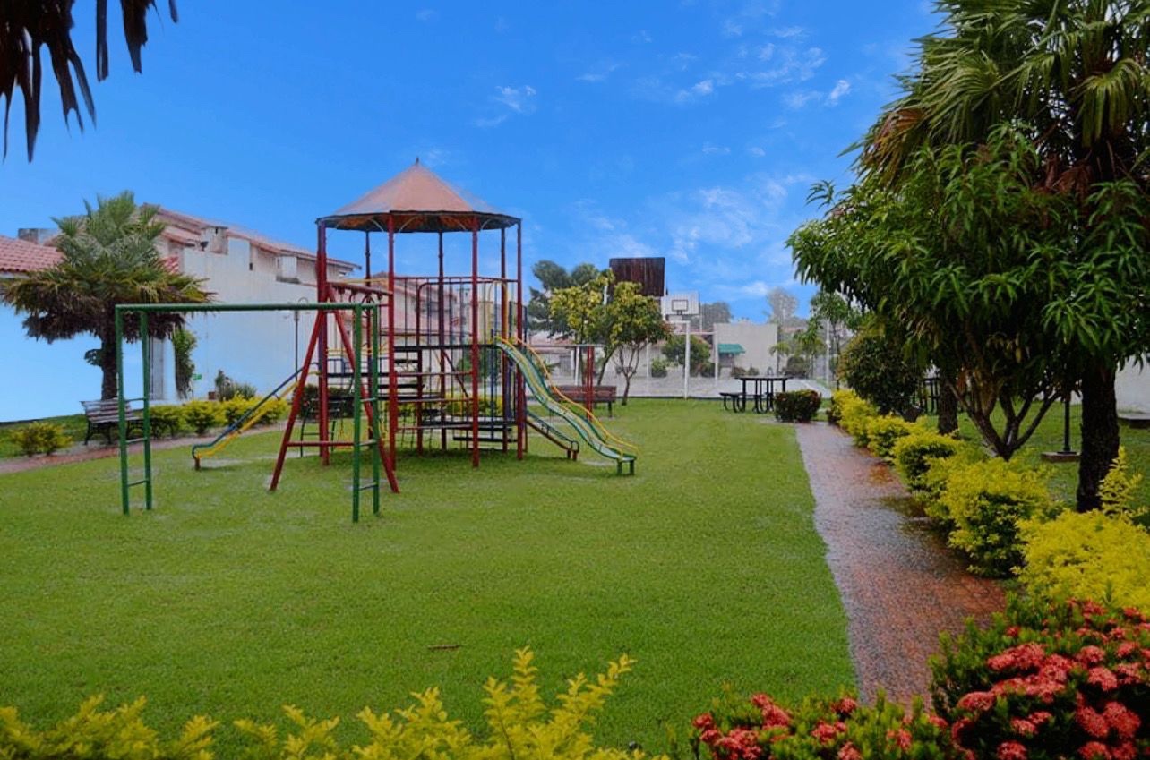 Casa en Urubó en Santa Cruz de la Sierra 4 dormitorios 3 baños 3 parqueos Foto 24