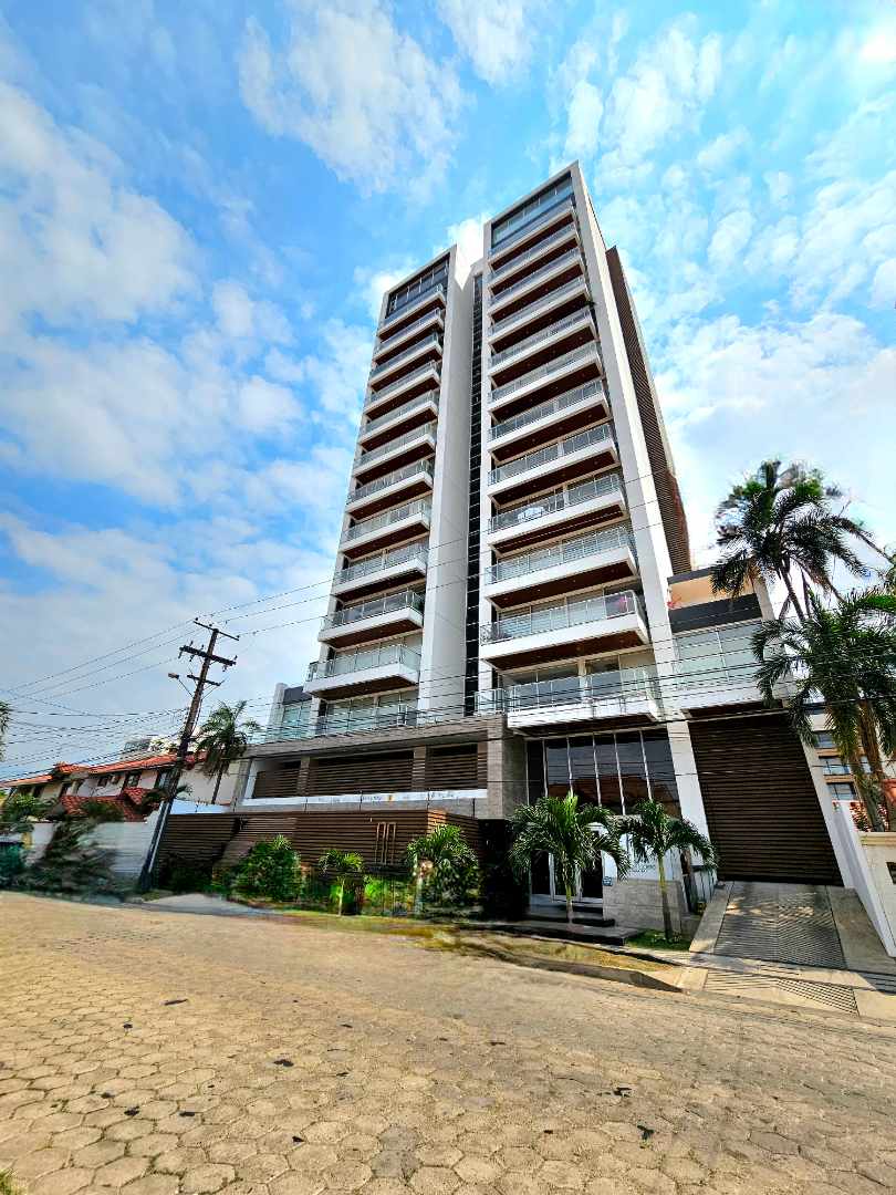 Departamento en Sirari en Santa Cruz de la Sierra 1 dormitorios 1 baños 1 parqueos Foto 5