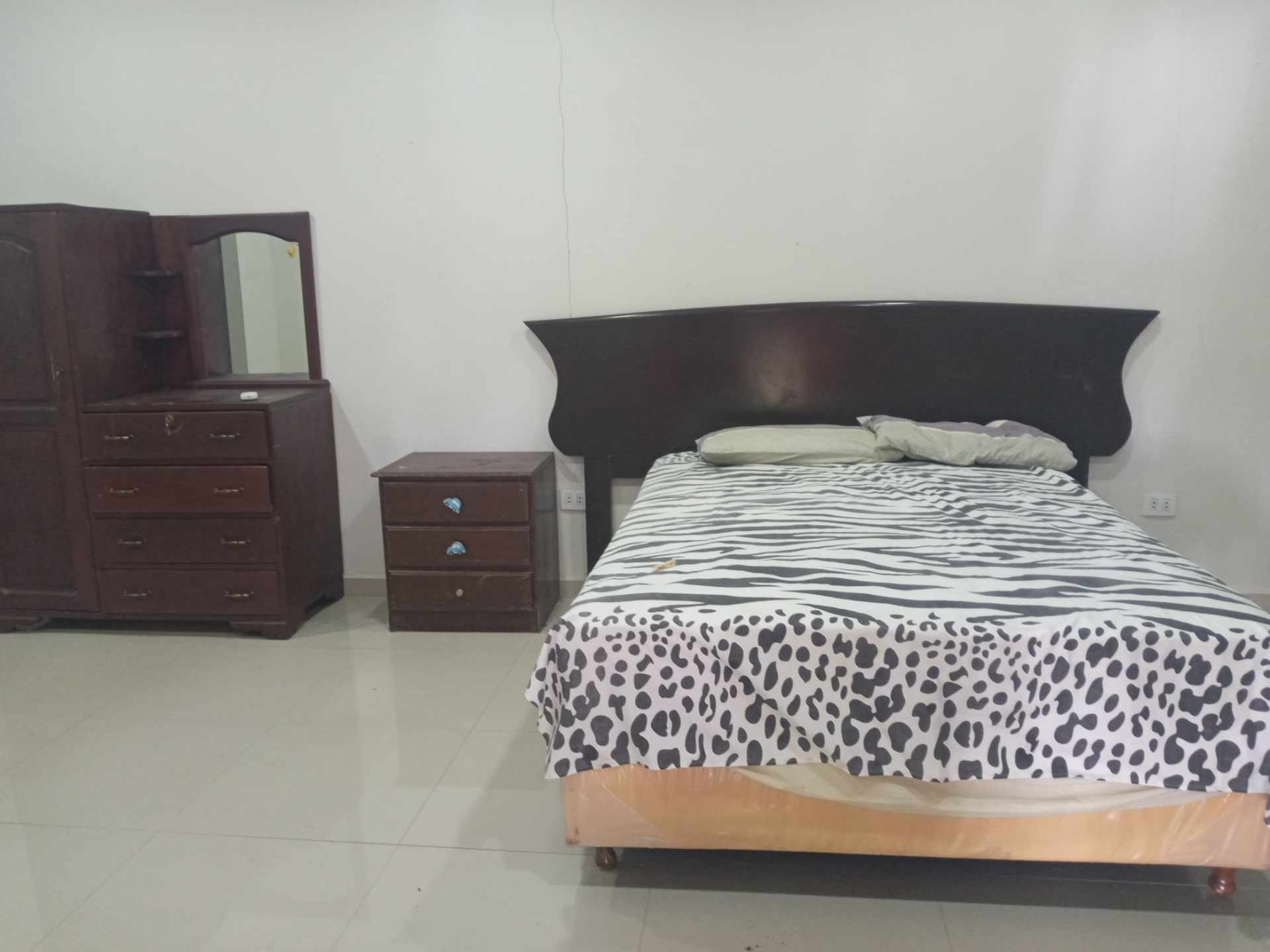 Casa en VentaEN WARNES LOCALIDAD LAS BARRERAS CASA QUINTA EN VENTA  2 dormitorios 3 baños 4 parqueos Foto 7