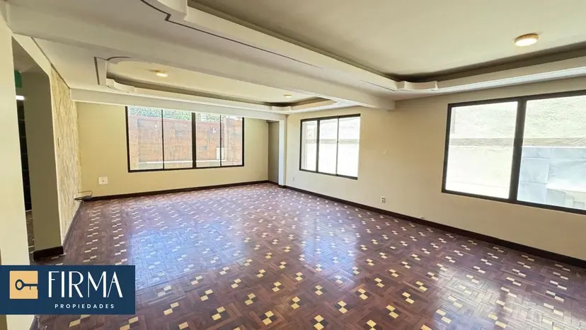 Casa en AlquilerCalle 12 de Achumani Foto 5