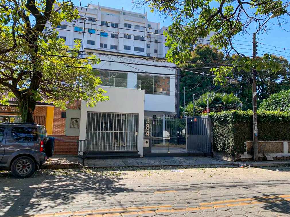 Local comercial en VentaJuan de Garay Av. Velarde Diagonal Starbucks  3 baños  Foto 1