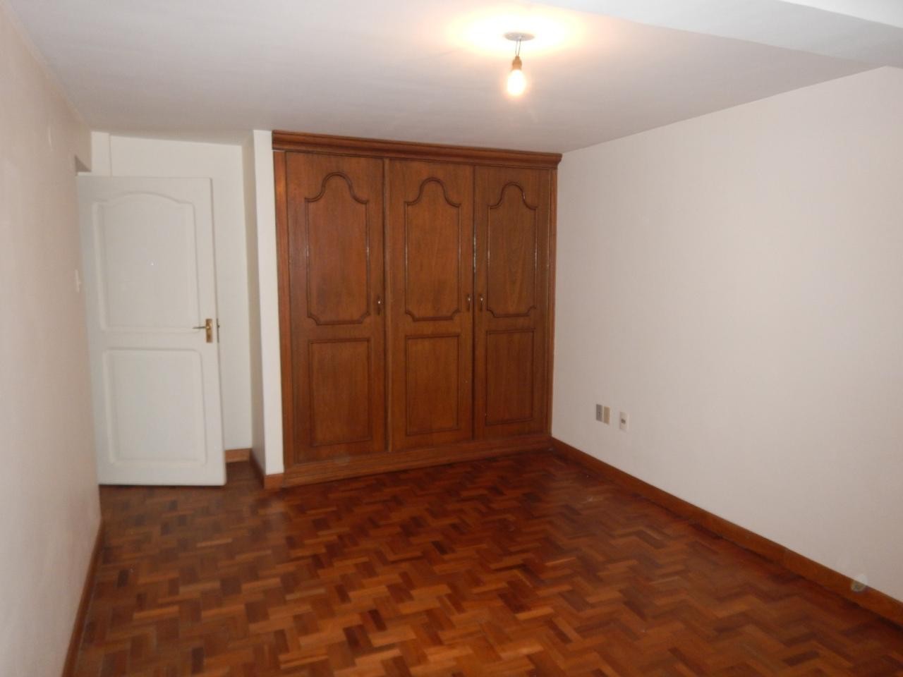 Casa Amplia Casa en Venta, 5 Dormitorios
San Miguel Foto 7