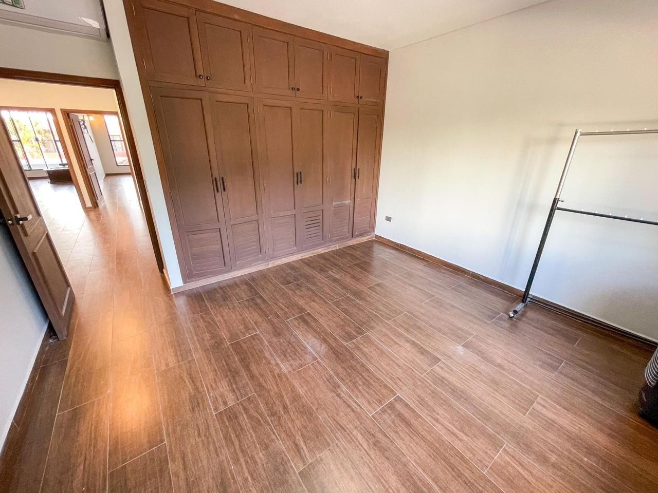 En Venta a $us 330,000 Foto 16