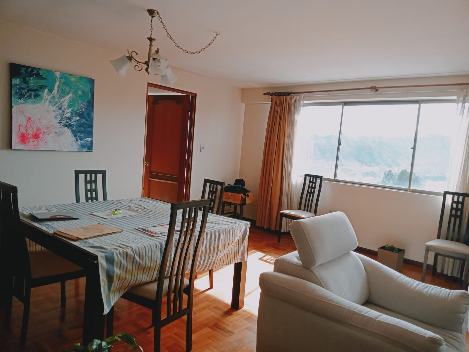 Departamento en Cota Cota en La Paz 3 dormitorios 4 baños 1 parqueos Foto 7