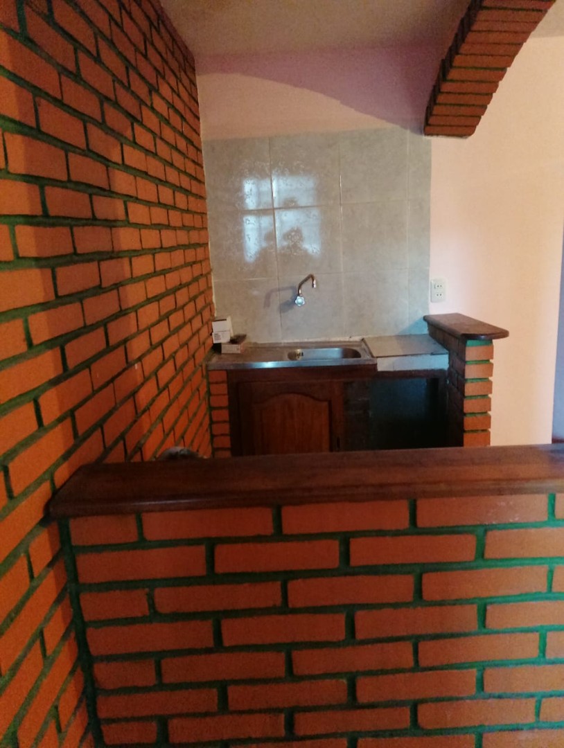 Casa en Miraflores en La Paz 6 dormitorios 4 baños  Foto 2