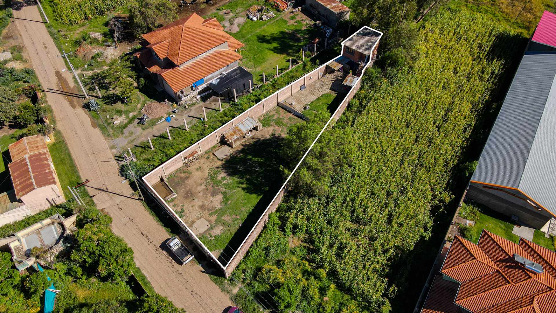 Terreno S/N A pasos de la Av. Elias Meneses - a 1 km de la Tranca Piñami - Quillacollo Foto 5