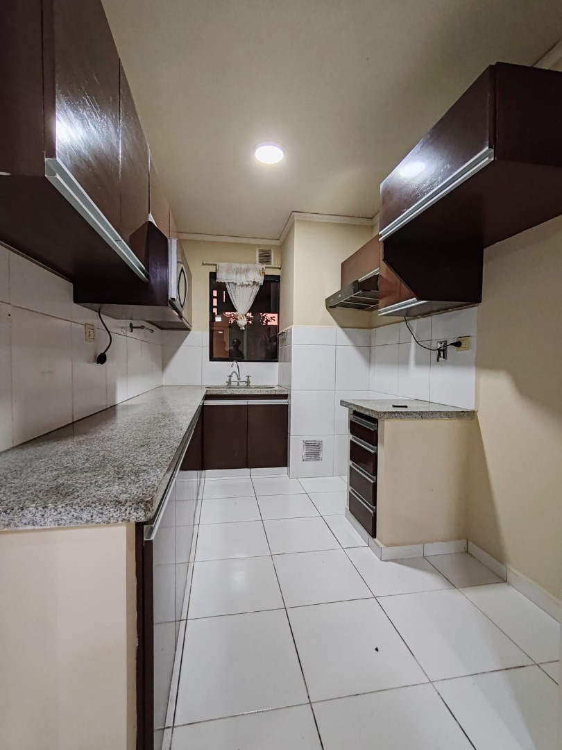 Casa en AlquilerZona Norte
Condominio La Fontana de la Riviera  3 dormitorios 2 baños 2 parqueos Foto 13