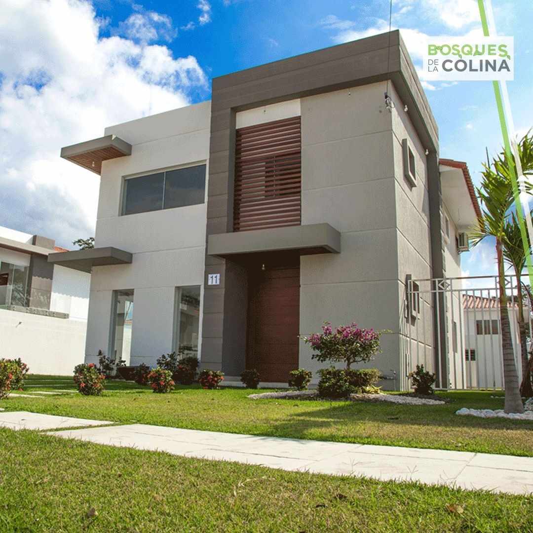 Casa en VentaAV. BANZER KM 8 AL NORTE URBANIZACION BOSQUE DE LA COLINA Foto 1