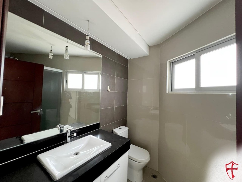 En Alquiler a Bs 4,900 Foto 14