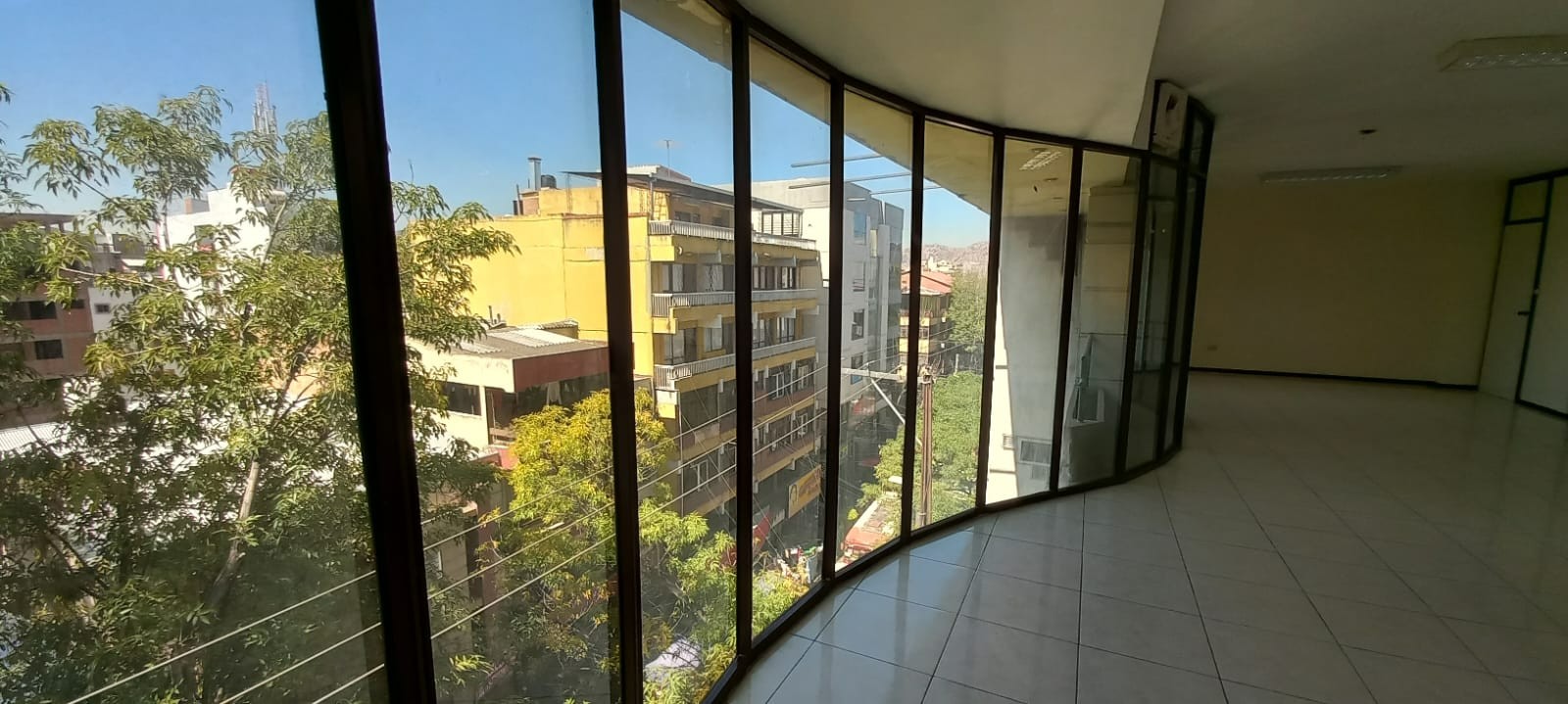 Oficina en VentaAv. San Martin casi Calama Foto 1