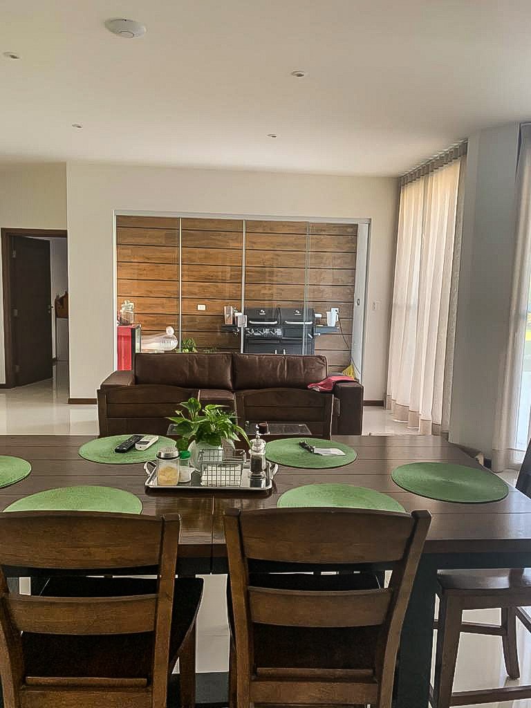 Casa en Venta<b>CASA DE 4 DORMITORIOS EN VENTA, COLINAS DEL URUBÓ.</b> Foto 6
