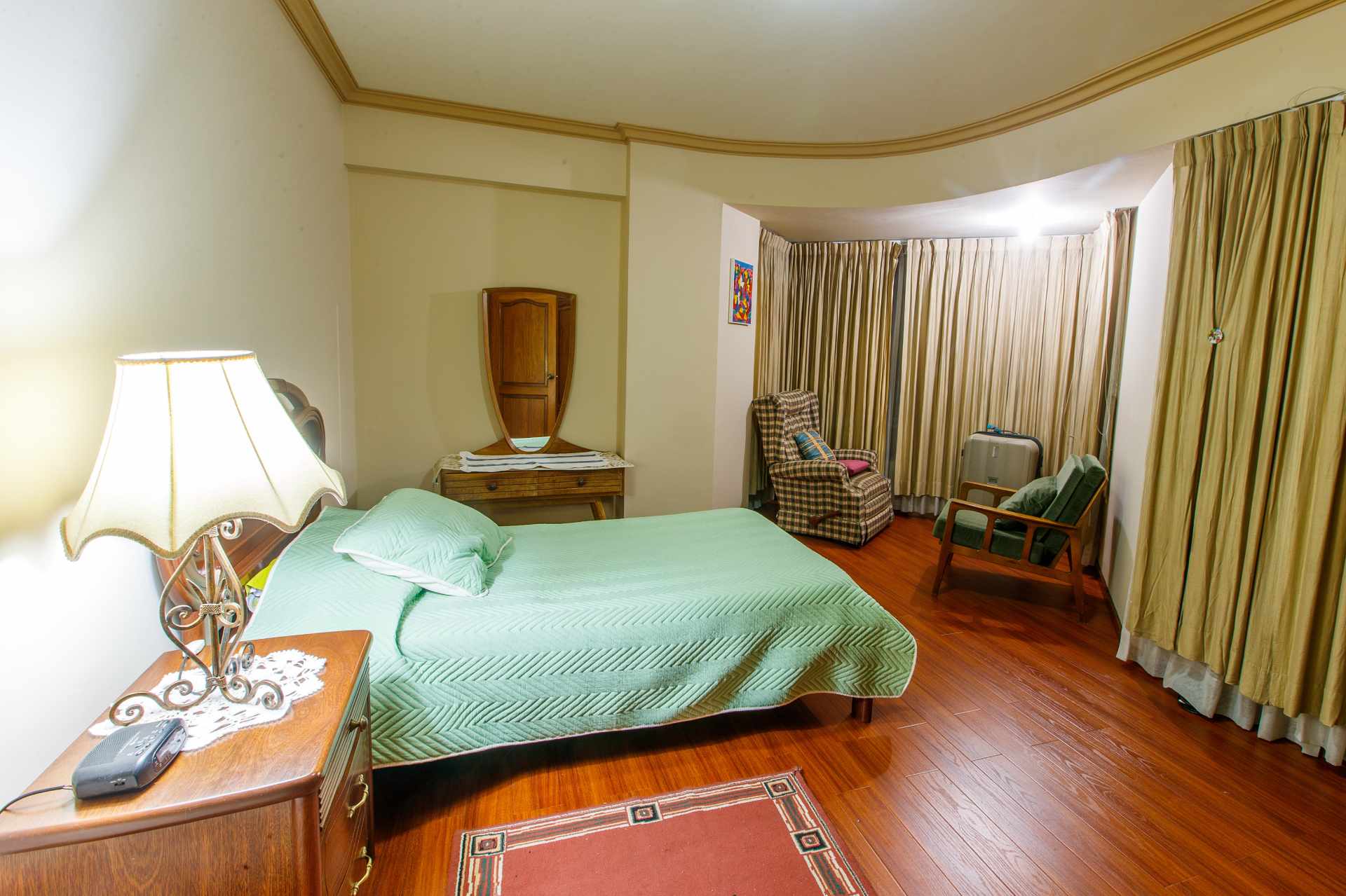 Departamento en VentaEdificio Torres del Sol, Av. Ballivian 838 entre Oruro y Ramón Rivero 2 dormitorios 3 baños 1 parqueos Foto 24