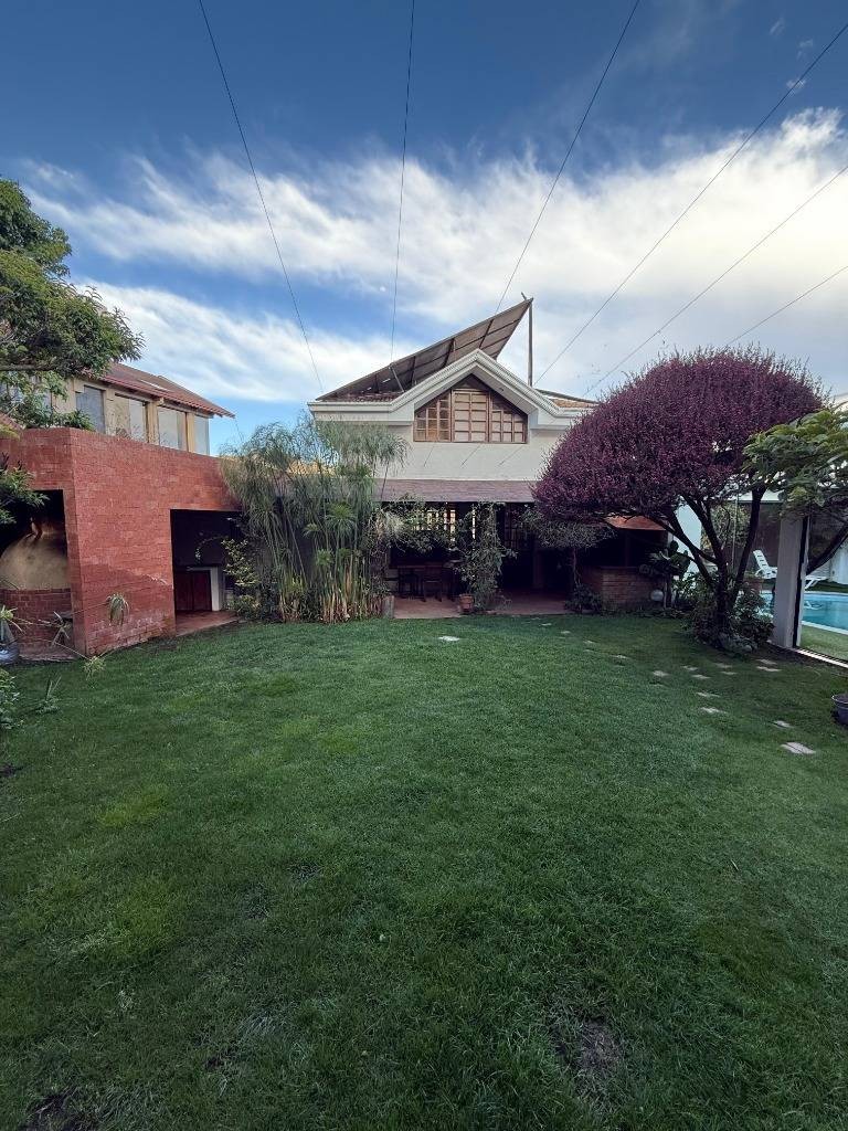 Casa en VentaMALLASILLA, URB. PROVIDENCIA 4 dormitorios 6 baños 4 parqueos Foto 3