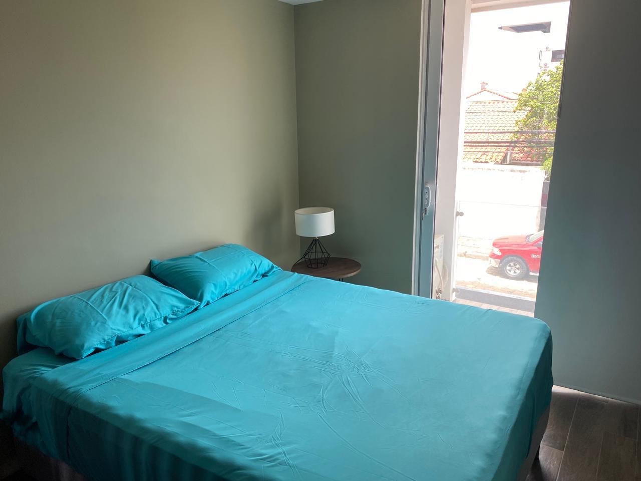 Departamento en Sirari en Santa Cruz de la Sierra 1 dormitorios 1 baños  Foto 4
