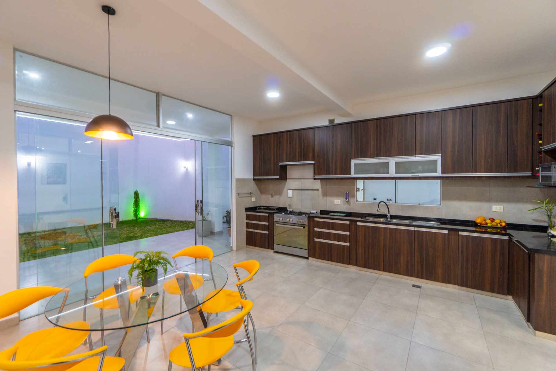 Casa Calle Begonia entre Av. Pando y Trinitaria Foto 37