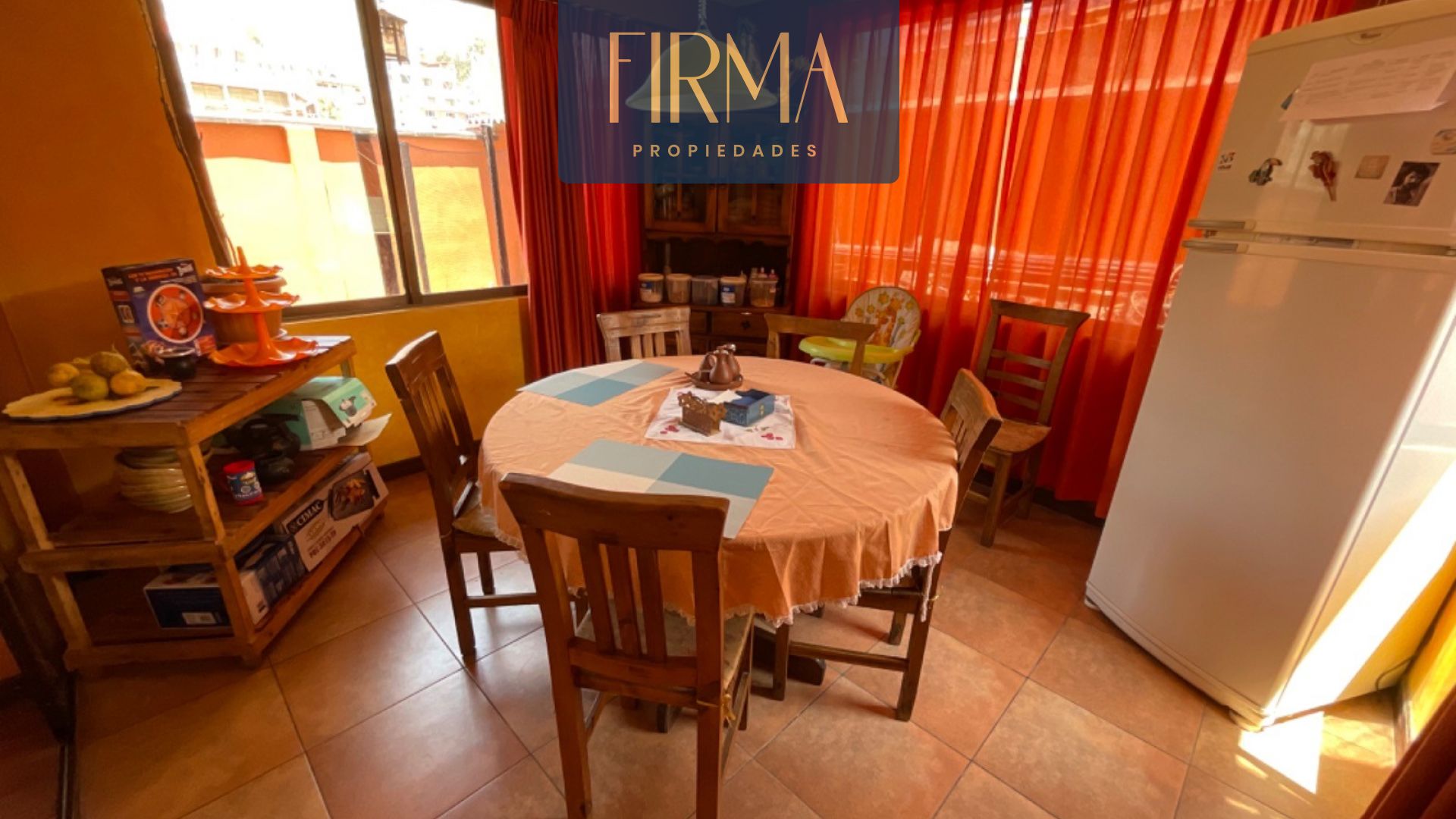 Casa en Irpavi en La Paz 4 dormitorios 4 baños 1 parqueos Foto 18