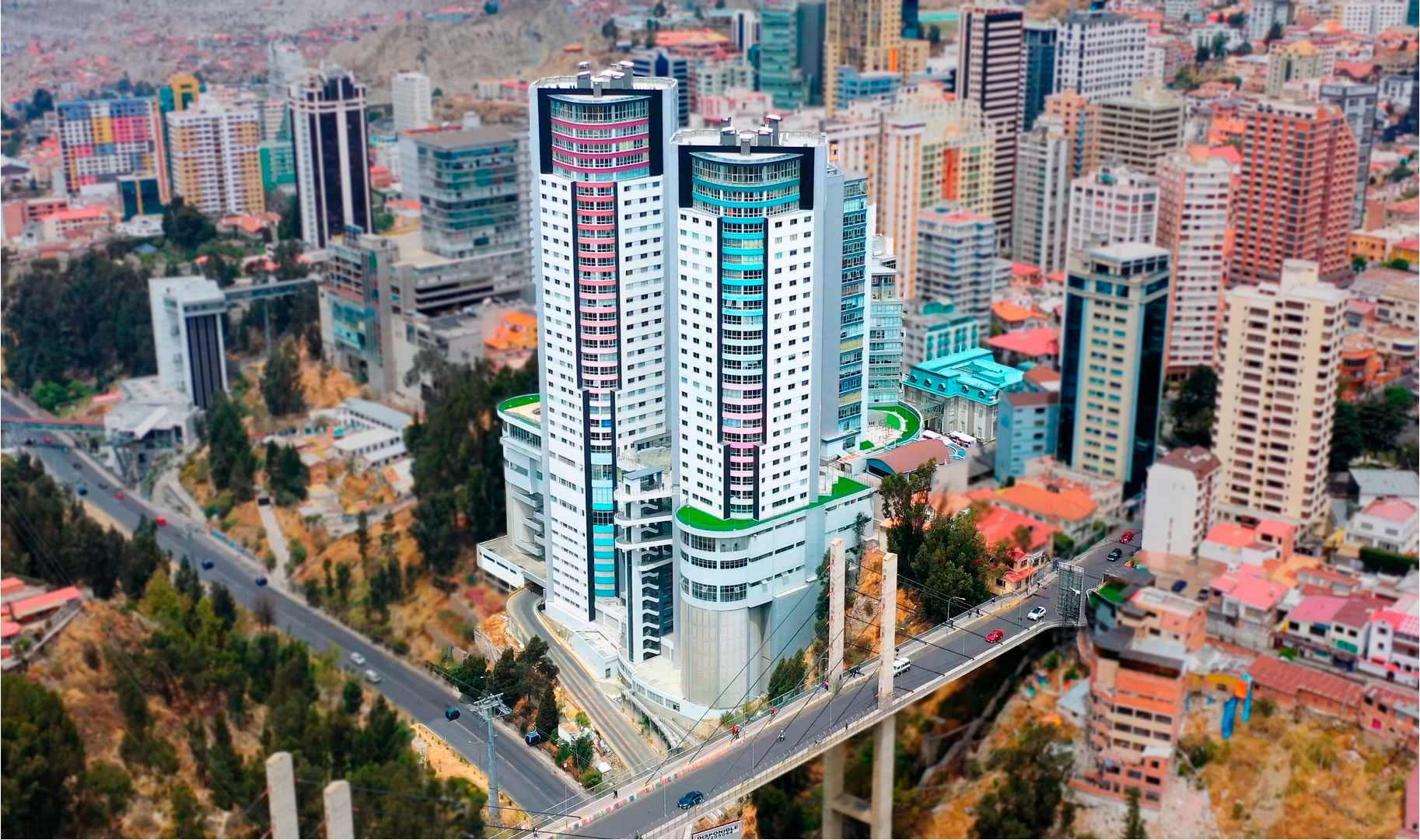 Departamento en VentaDepartamento en Condominio Torres del Poeta - Torres Mall Foto 13