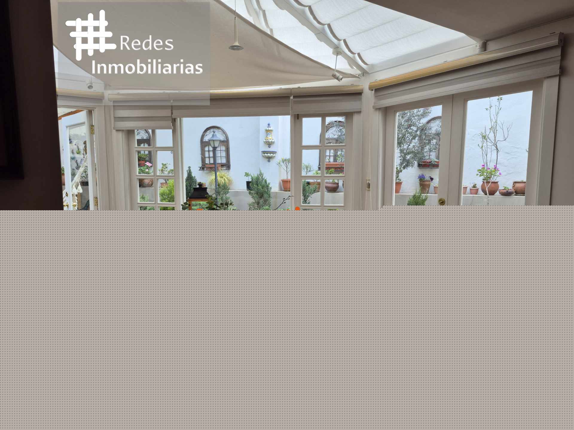 Casa en AlquilerPRECIOSA CASA EN ALQUILER EN ACHUMANI SUPER CENTRICA SEMI AMOBLADA   3 dormitorios 4 baños 2 parqueos Foto 14