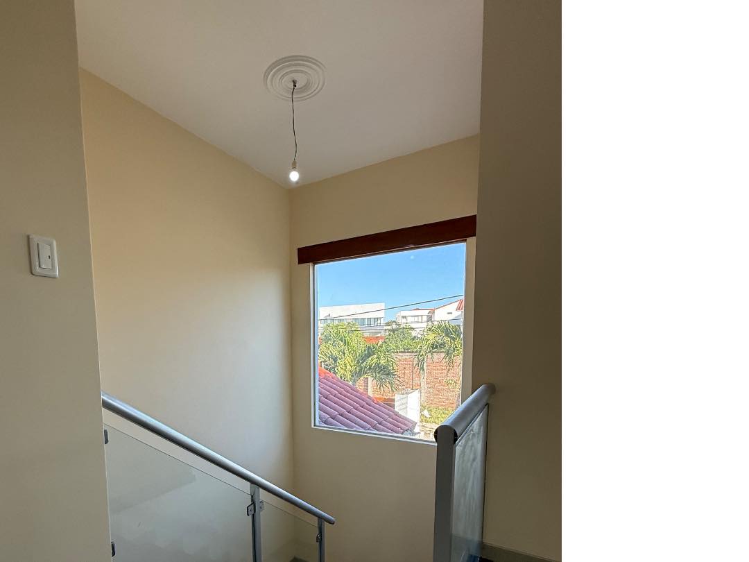 Casa A POCOS MINUTOS DEL PUENTE FOIANINI ZONA URUBO  Foto 9