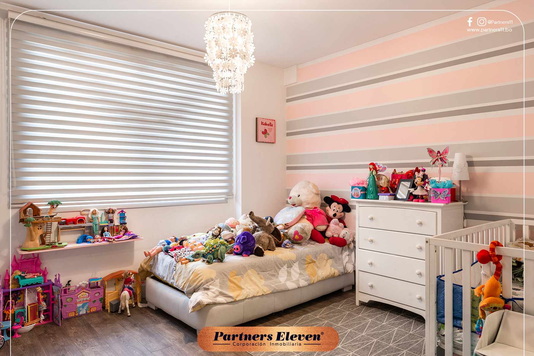 Departamento en VentaDEPARTAMENTO EN VENTA - EDIFICIO ANDALUZ. Calle Pasos Kanki casi Huallparrimachi. 2 dormitorios 3 baños 1 parqueos Foto 4