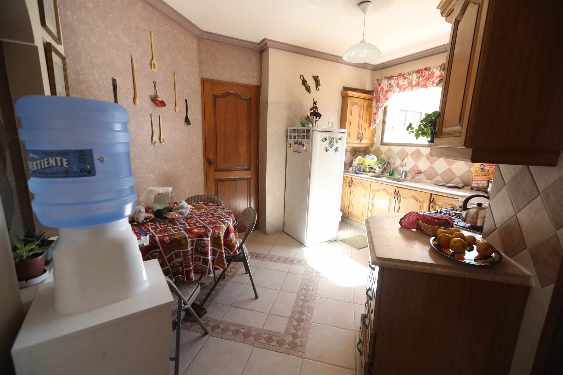 Departamento en VentaEdificio Torres del Sol, Av. Ballivian 838 entre Oruro y Ramón Rivero 2 dormitorios 3 baños 1 parqueos Foto 17