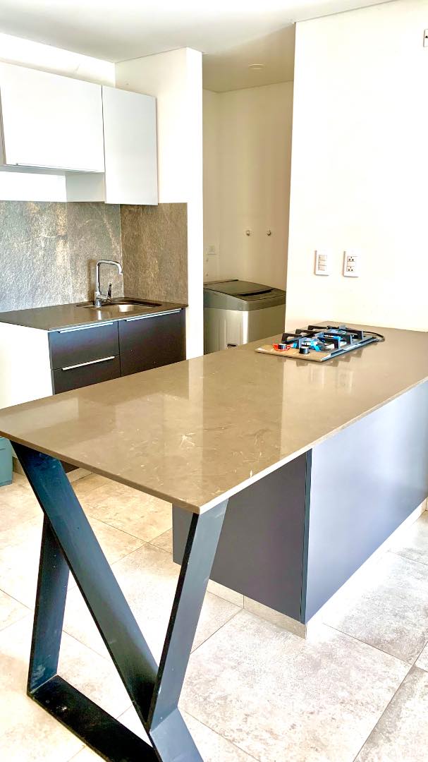Departamento en AlquilerENTRE AV. BENI Y AV. ALEMANA 6to. ANILLO 1 dormitorios 1 baños  Foto 5
