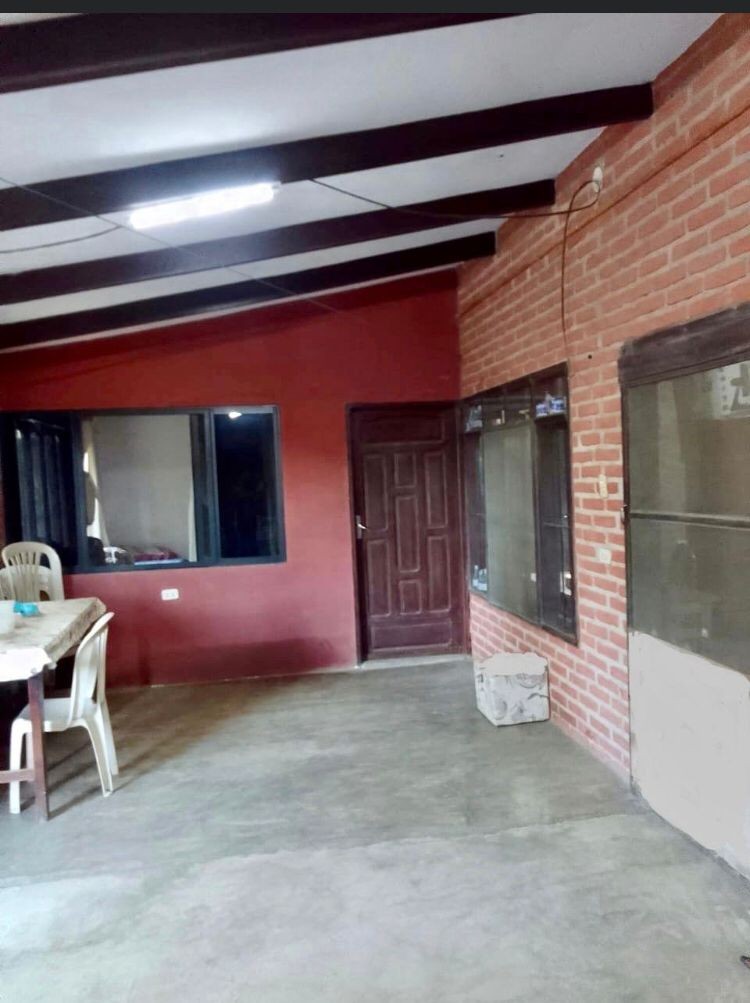 Casa en Entre 8vo y 9no anillo Norte en Santa Cruz de la Sierra 3 dormitorios 1 baños 5 parqueos Foto 2