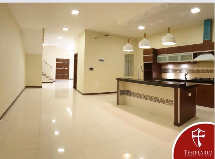 Casa Av. Beni 8vo Anillo - Zona Norte Foto 17