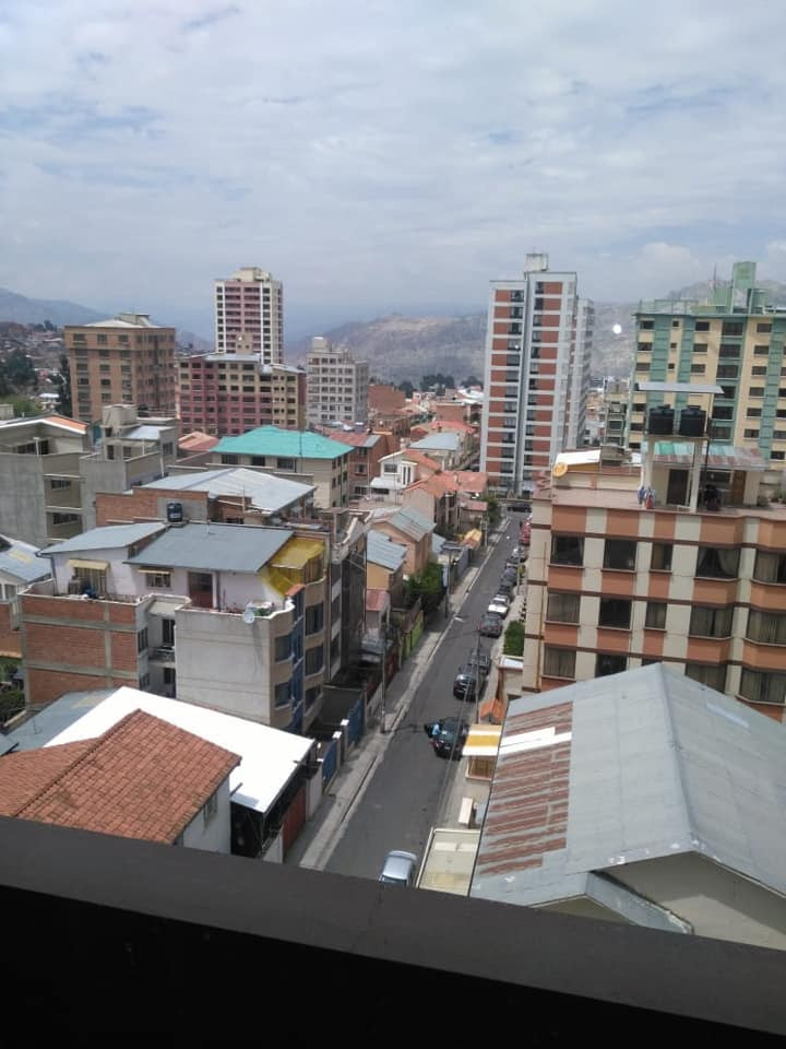 Departamento en Venta Av. Argentina esq Díaz Romero...piso 7. Edificio Torre Vicenta, Zona Miraflores 1 dormitorios 1 baños  Foto 5