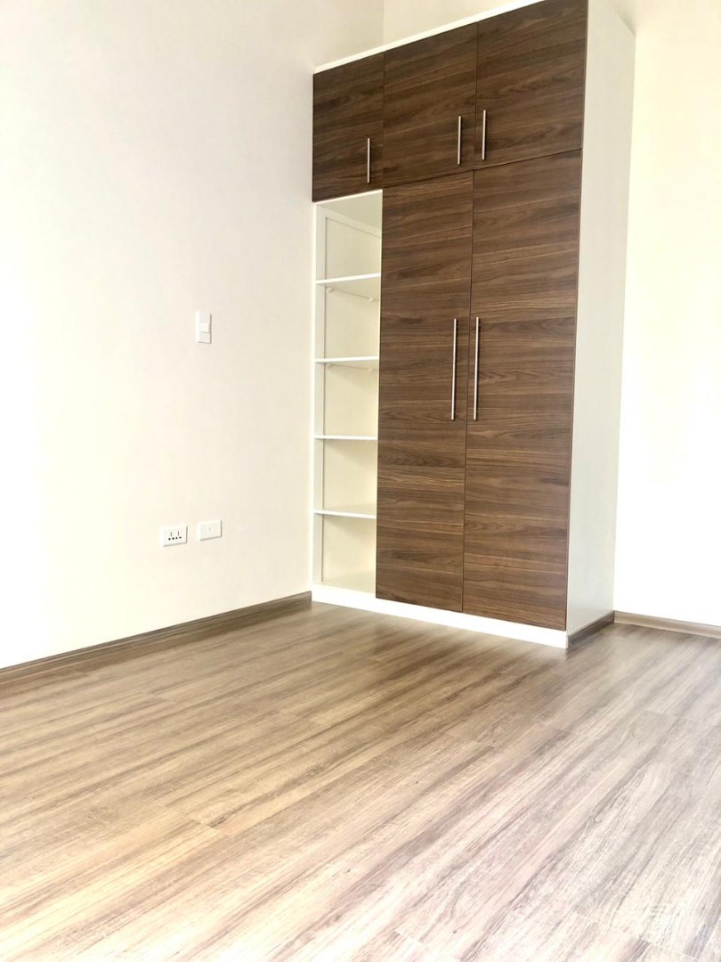 Departamento en Queru Queru en Cochabamba 1 dormitorios 1 baños  Foto 4