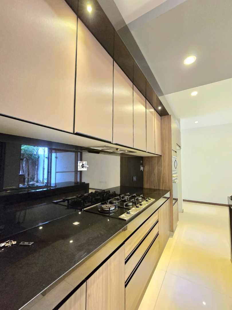 Departamento en Entre 8vo y 9no anillo Norte en Santa Cruz de la Sierra 3 dormitorios 4 baños 2 parqueos Foto 6