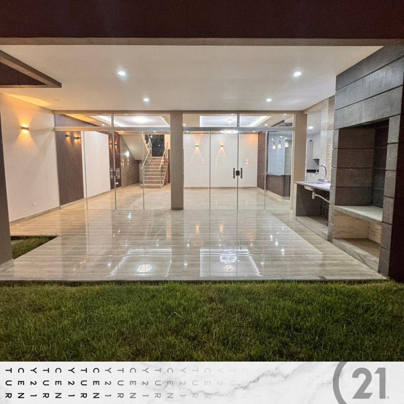 En Venta a $us 240,000 Foto 5