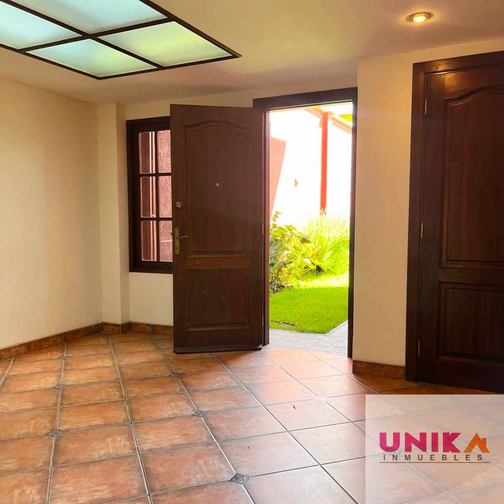 Casa en Alquiler🏡 AMPLIA Y HERMOSA CASA EN ALQUILER, AUQUISAMAÑA.  3 dormitorios 3 baños 3 parqueos Foto 21