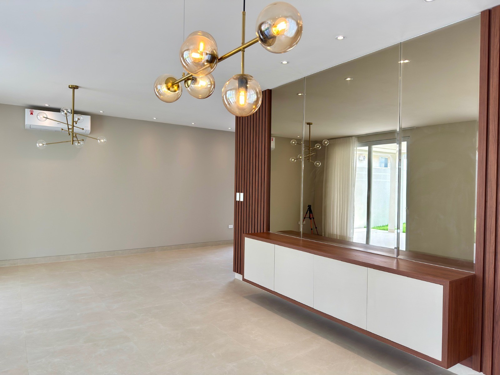 Casa en Carretera Norte en Santa Cruz de la Sierra 3 dormitorios 5 baños 4 parqueos Foto 11