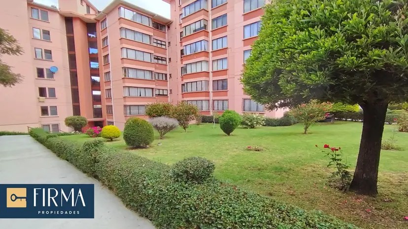 Departamento en AlquilerAvenida Jose Aguirre, zona Los Pinos ( Frente a Impuestos Nacionales ) Foto 2