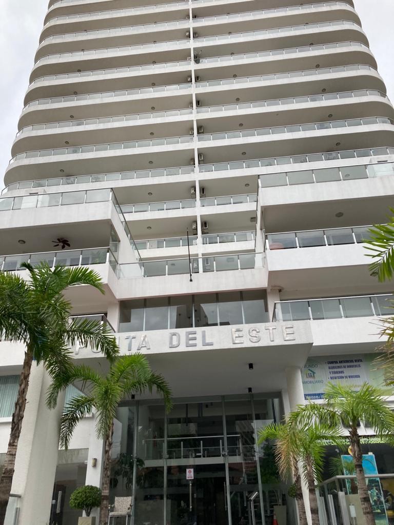 En Alquiler a $us 700 Foto 15